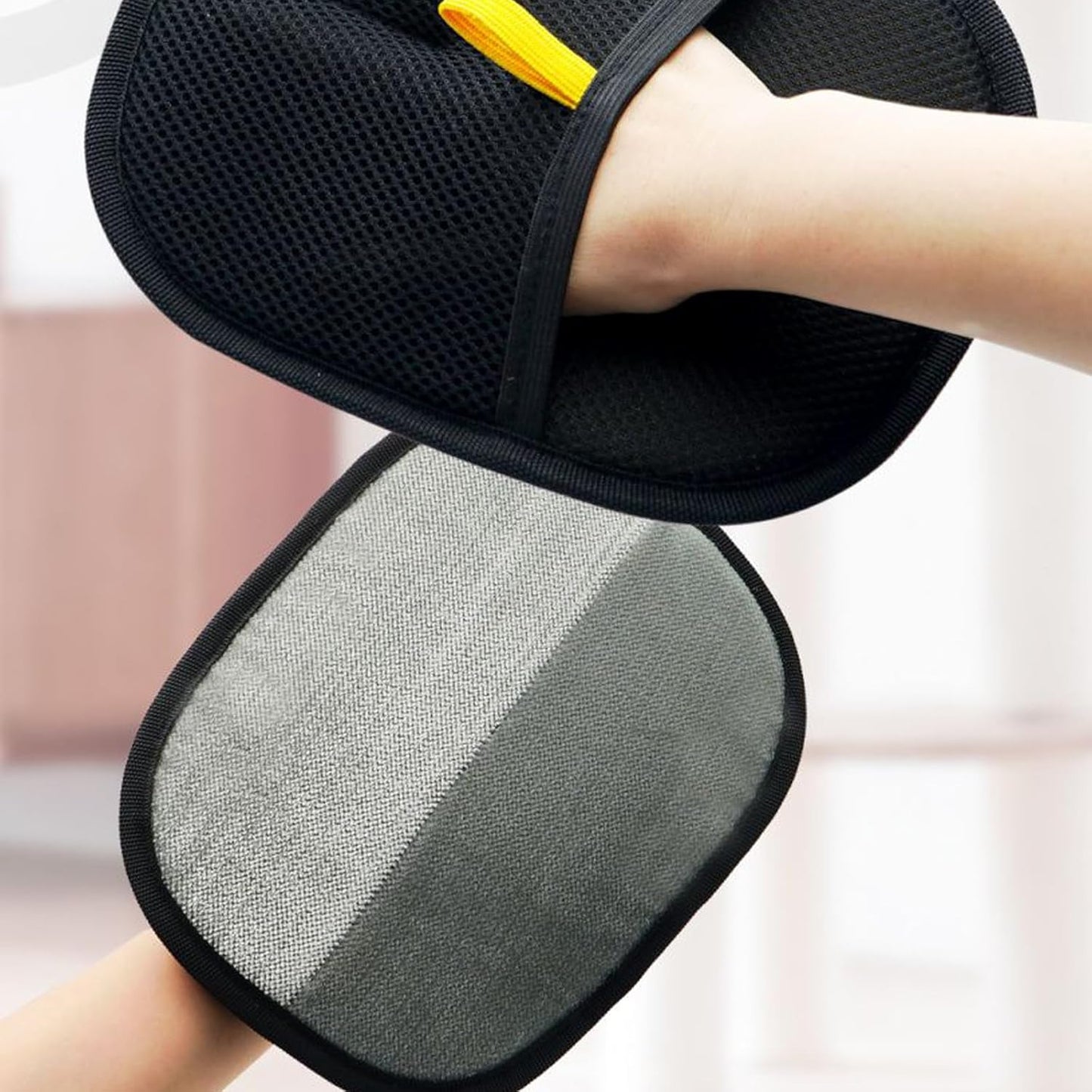 Dual-Action Pet Hair Removal Glove – Groom & De-Shed in Seconds!