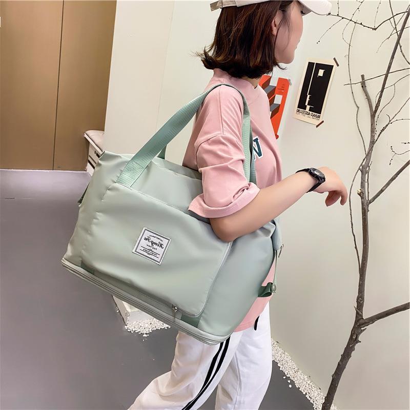 Waterproof Foldable Travel Bag — Large Capacity Gym & Weekender Tote for Women - GFMR TradeWorks