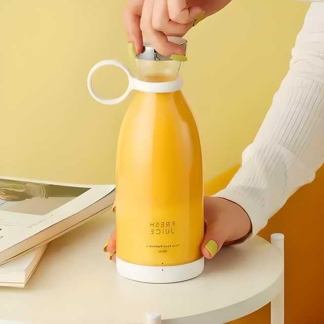 Portable Mini Blender – Travel-Ready USB Juicer for Fresh Drinks Anywhere